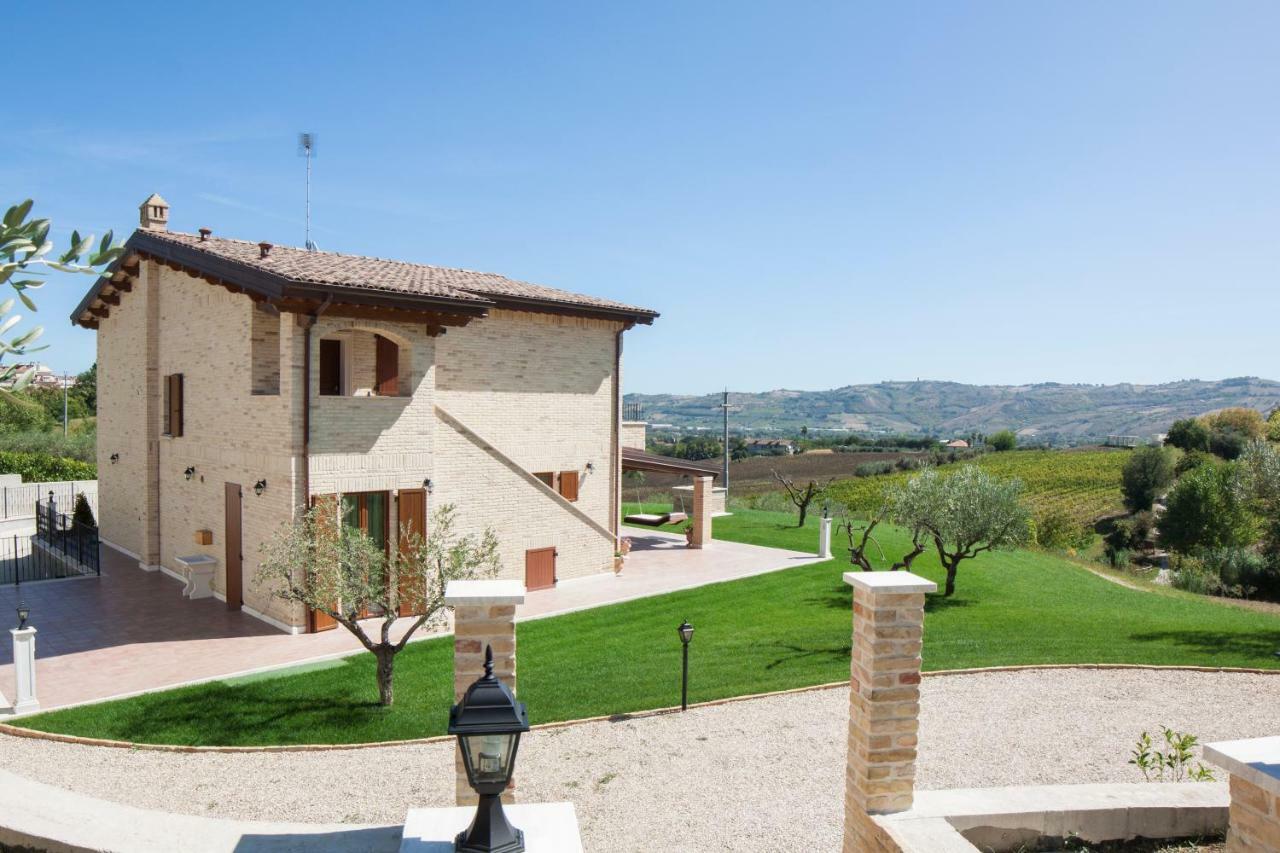 Spinetoli B&B L' Antica Fonte מראה חיצוני תמונה