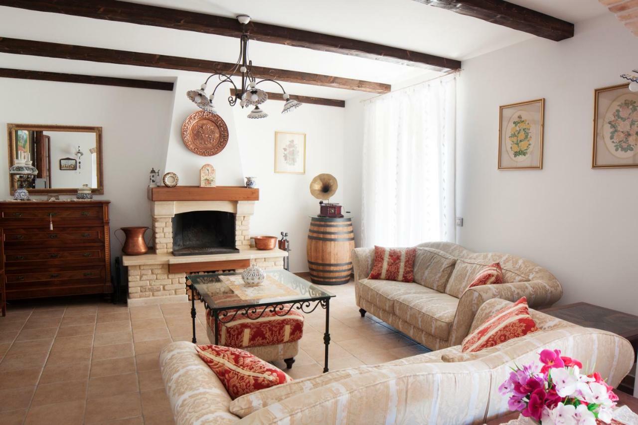 Spinetoli B&B L' Antica Fonte מראה חיצוני תמונה